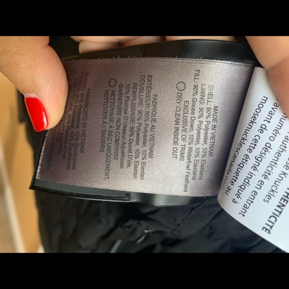 Moose knuckles down jacket Women size M - Picture 4 of 5